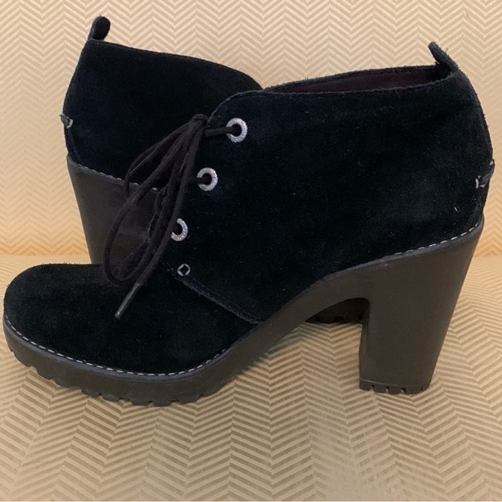 Sperry Top Sider Black Suede Lace-Up Ankle Booties | Block Heel | Size 8.5 - Picture 2 of 4